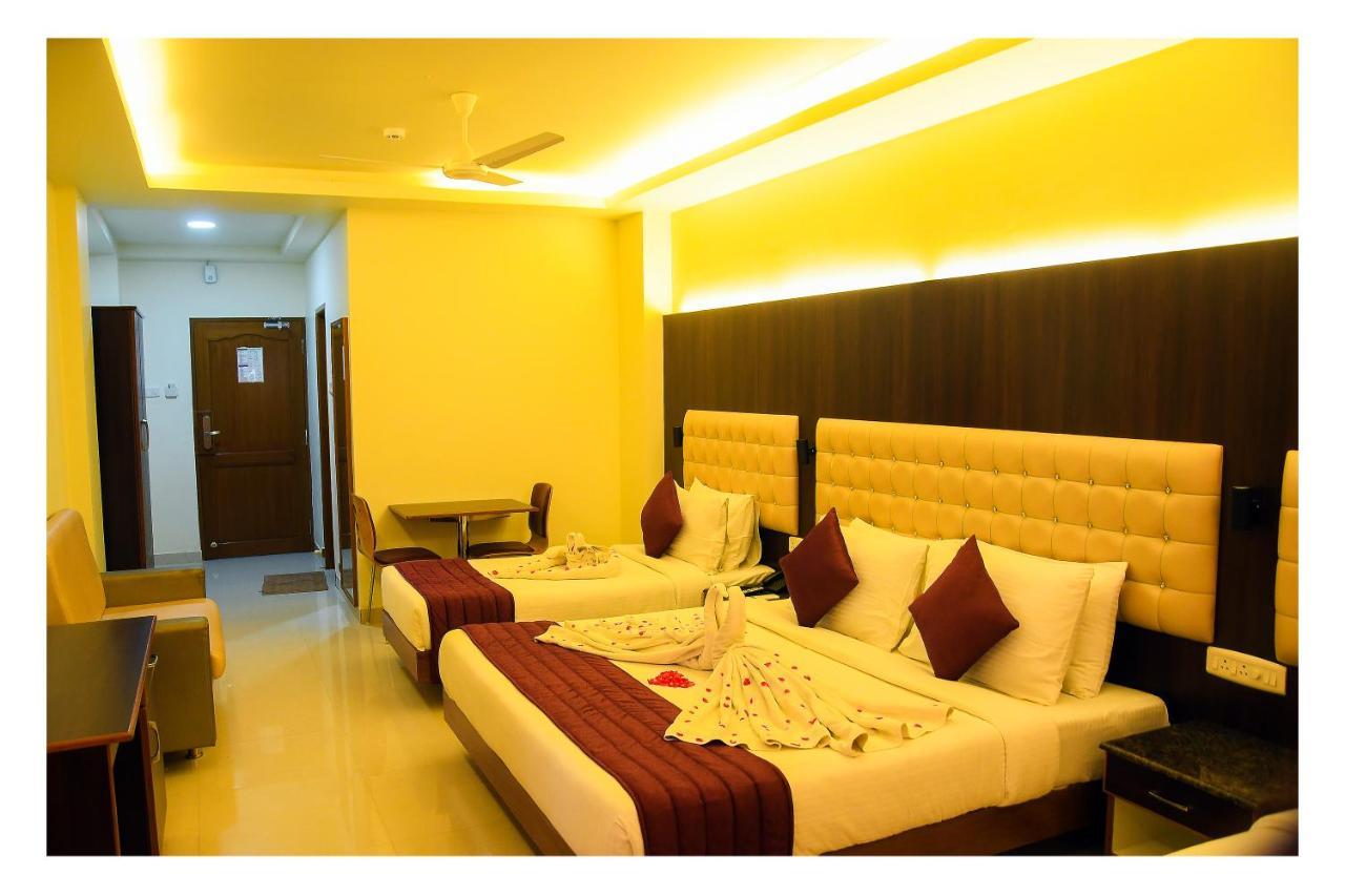 Hotel Sr Tiruchendur Tiruchchendūr Exteriér fotografie