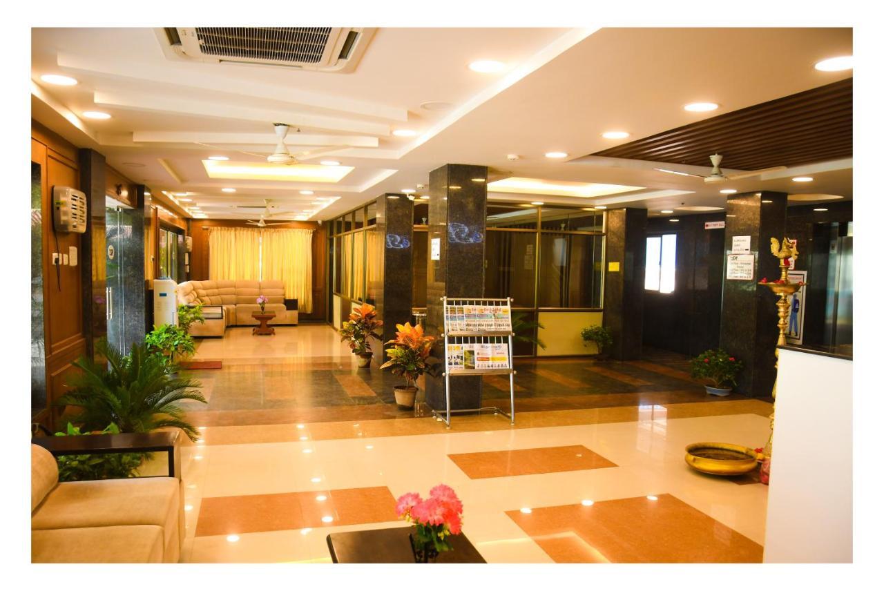 Hotel Sr Tiruchendur Tiruchchendūr Exteriér fotografie