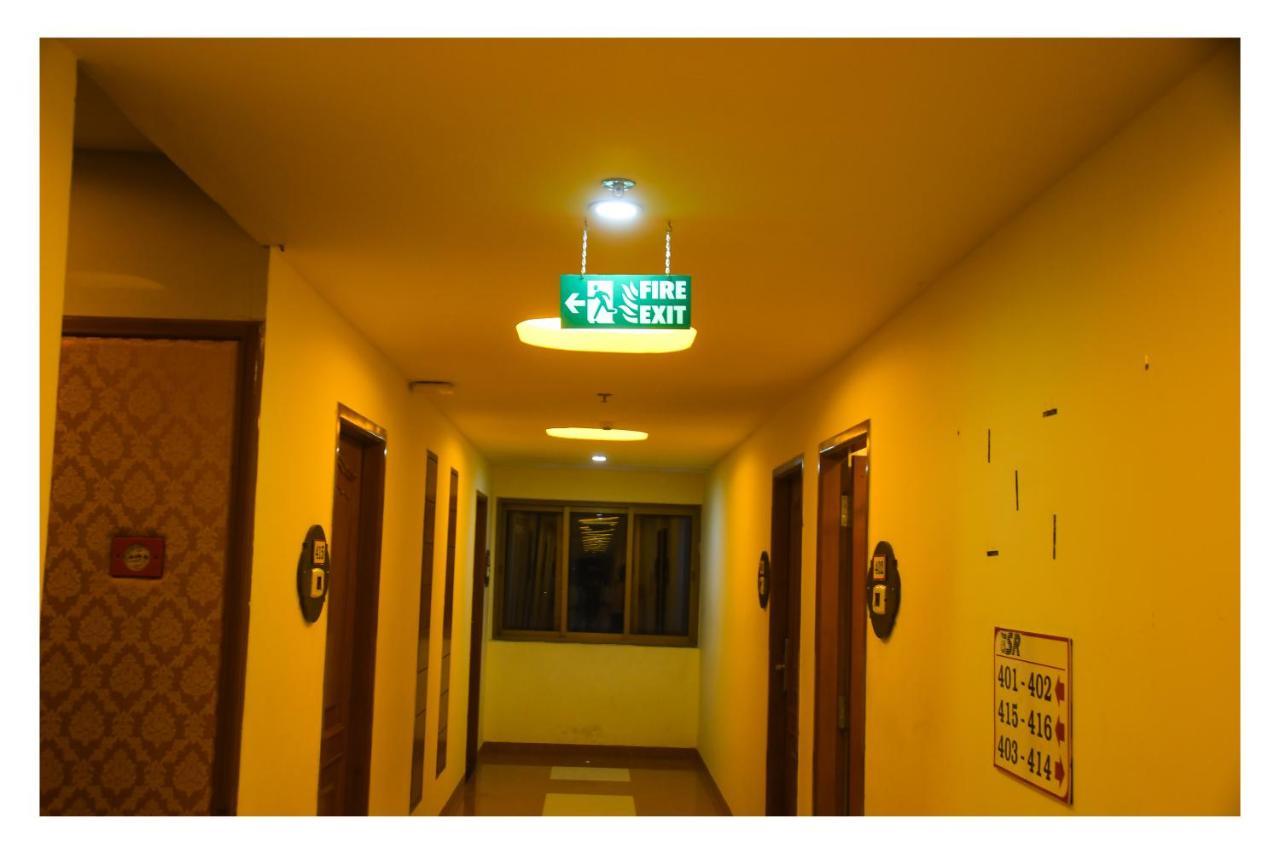 Hotel Sr Tiruchendur Tiruchchendūr Exteriér fotografie